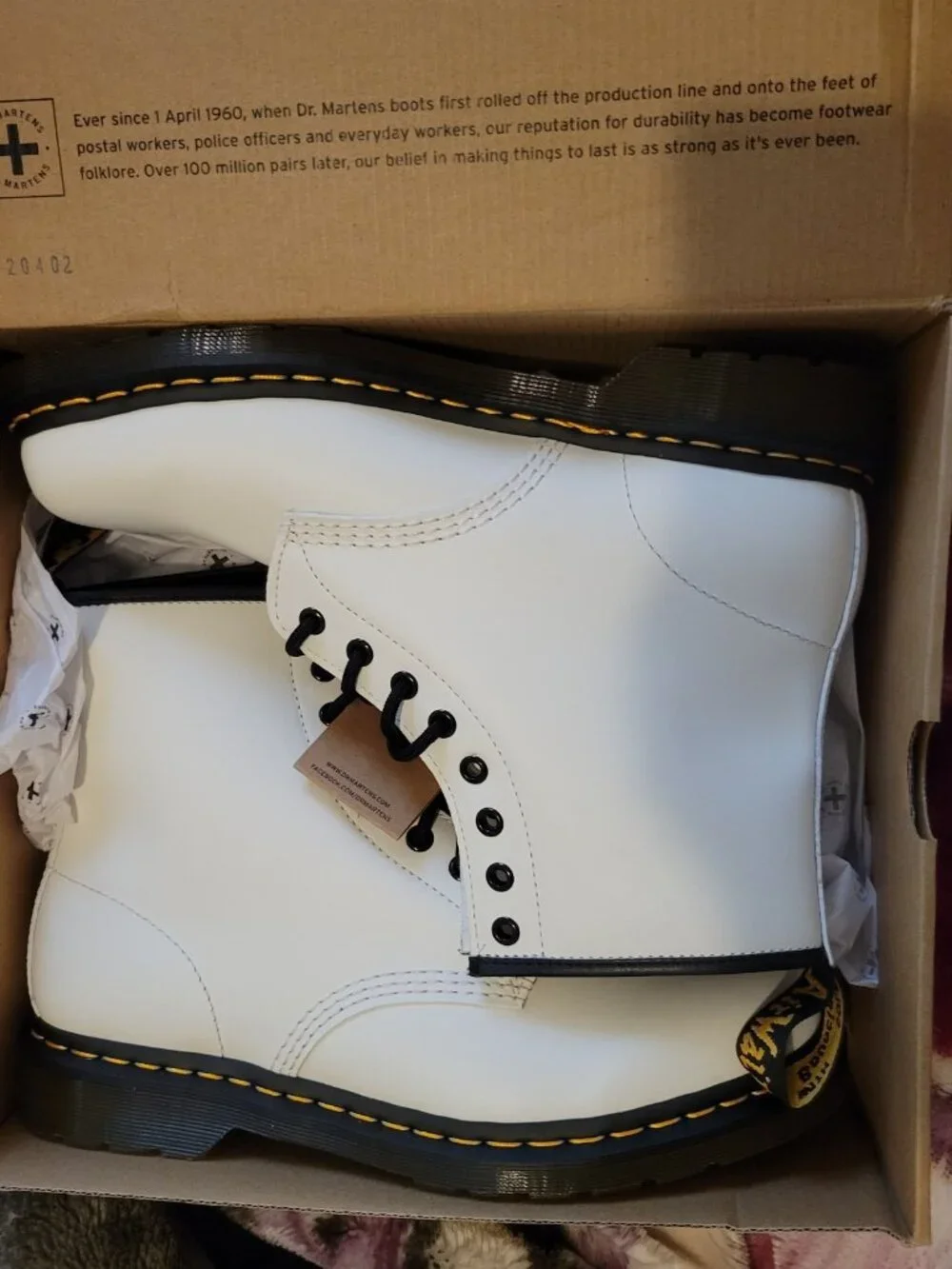 Dr Martens 1460 White Smooth Leather Boots UK 9 MENS 10 WOMENS 11 NEW RARE!